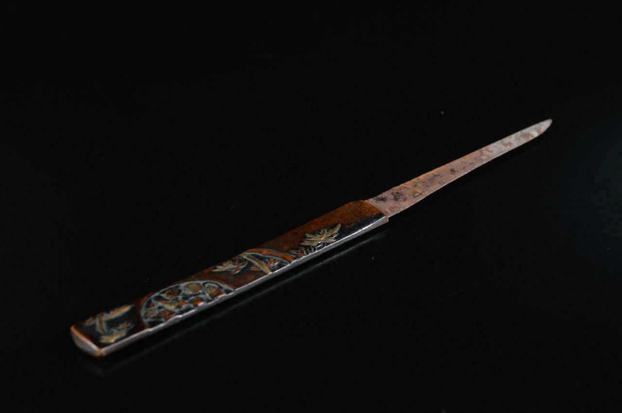 L3331: Xf Japanese Old Copper Steel Shichifukujin Sculpture Sword Parts Kozuka