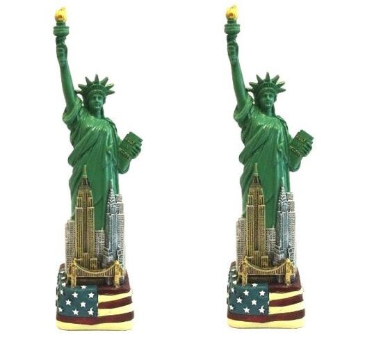 Set Of 2 X 6" Statue Of Liberty Figurine W.flag Base And New York City Skylines